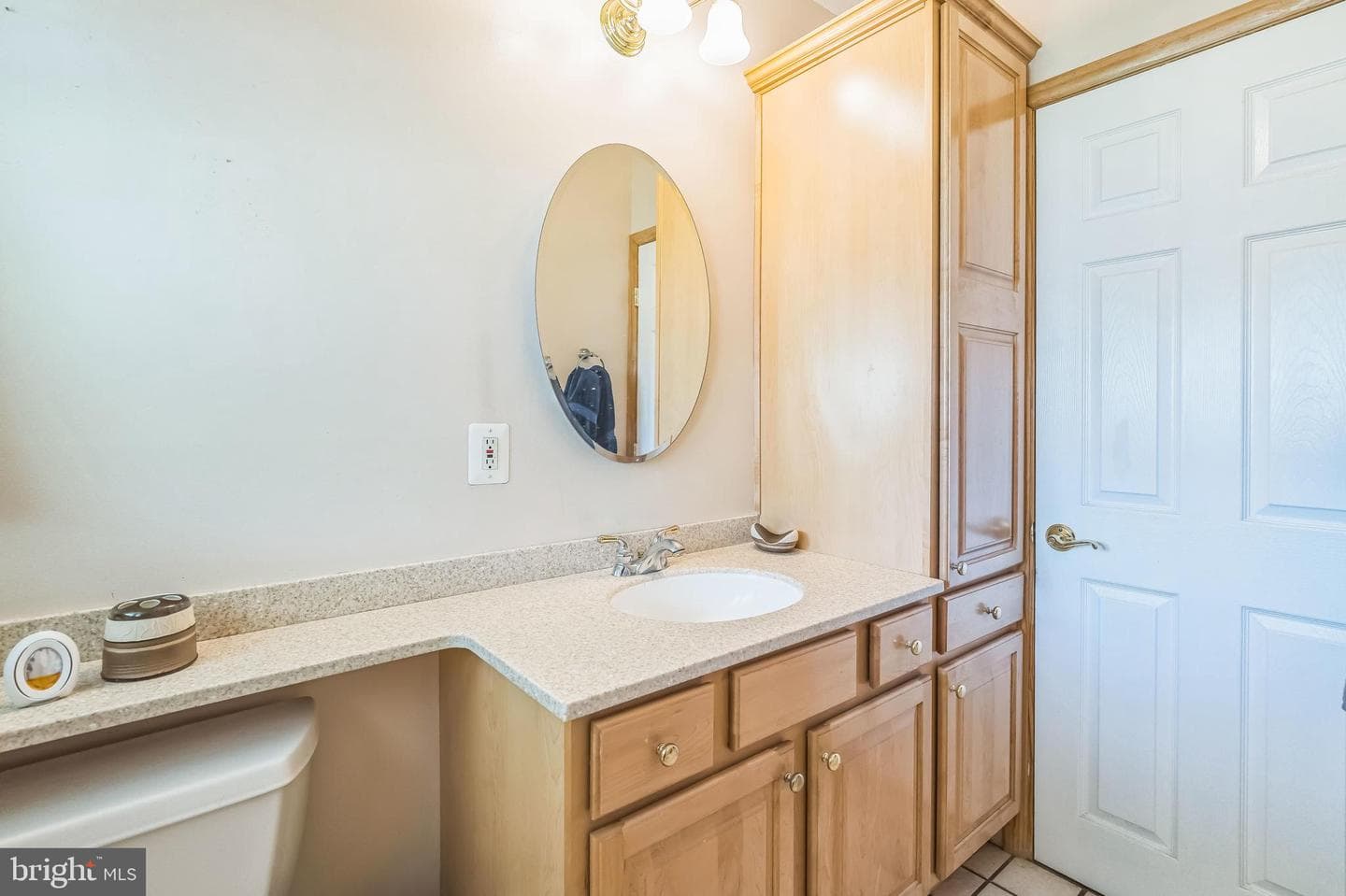 1143 Villanova Avenue photo 34