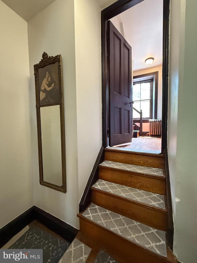 132 S Lansdowne Avenue photo 32