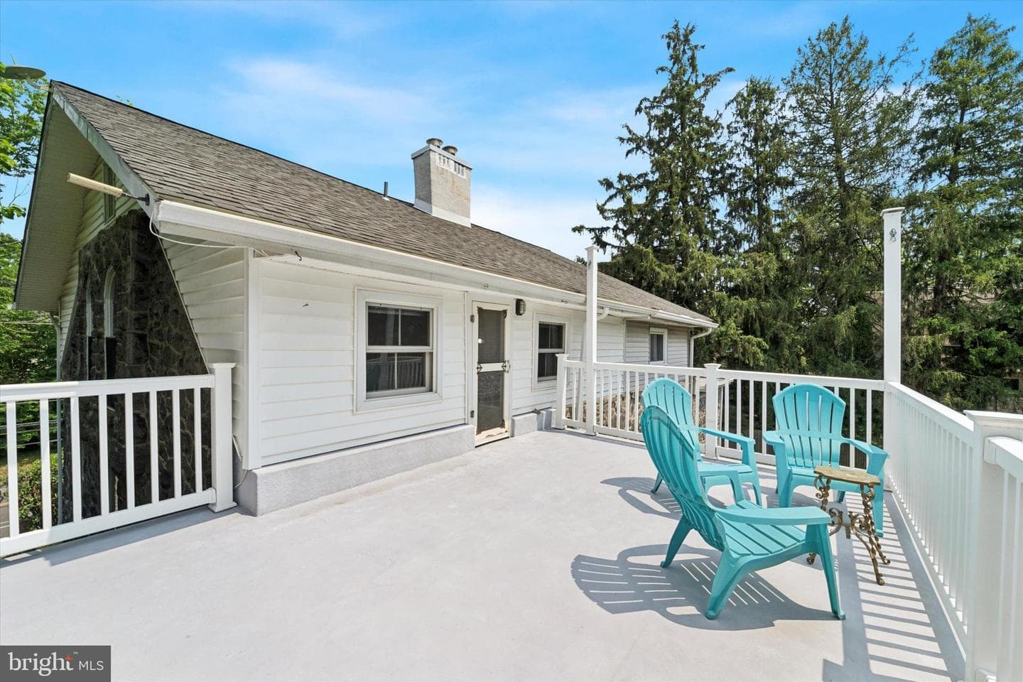 132 S Lansdowne Avenue photo 41