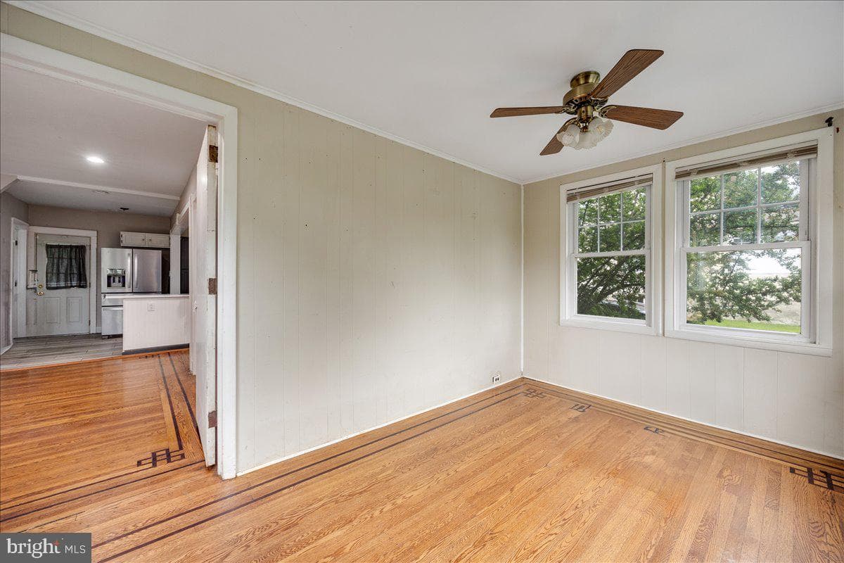 344 Clearbrook Avenue photo 12