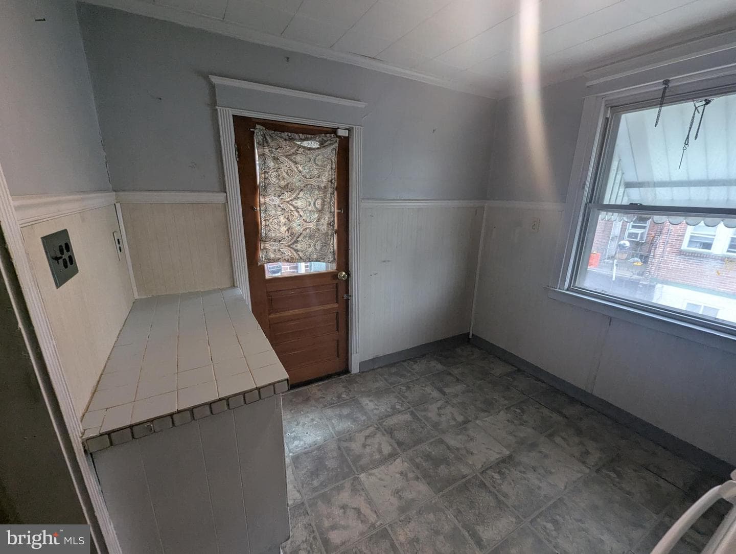 445 Millbank Road photo 7