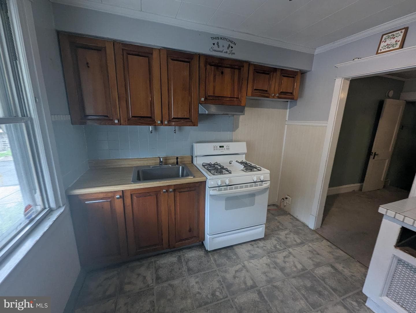 445 Millbank Road photo 8