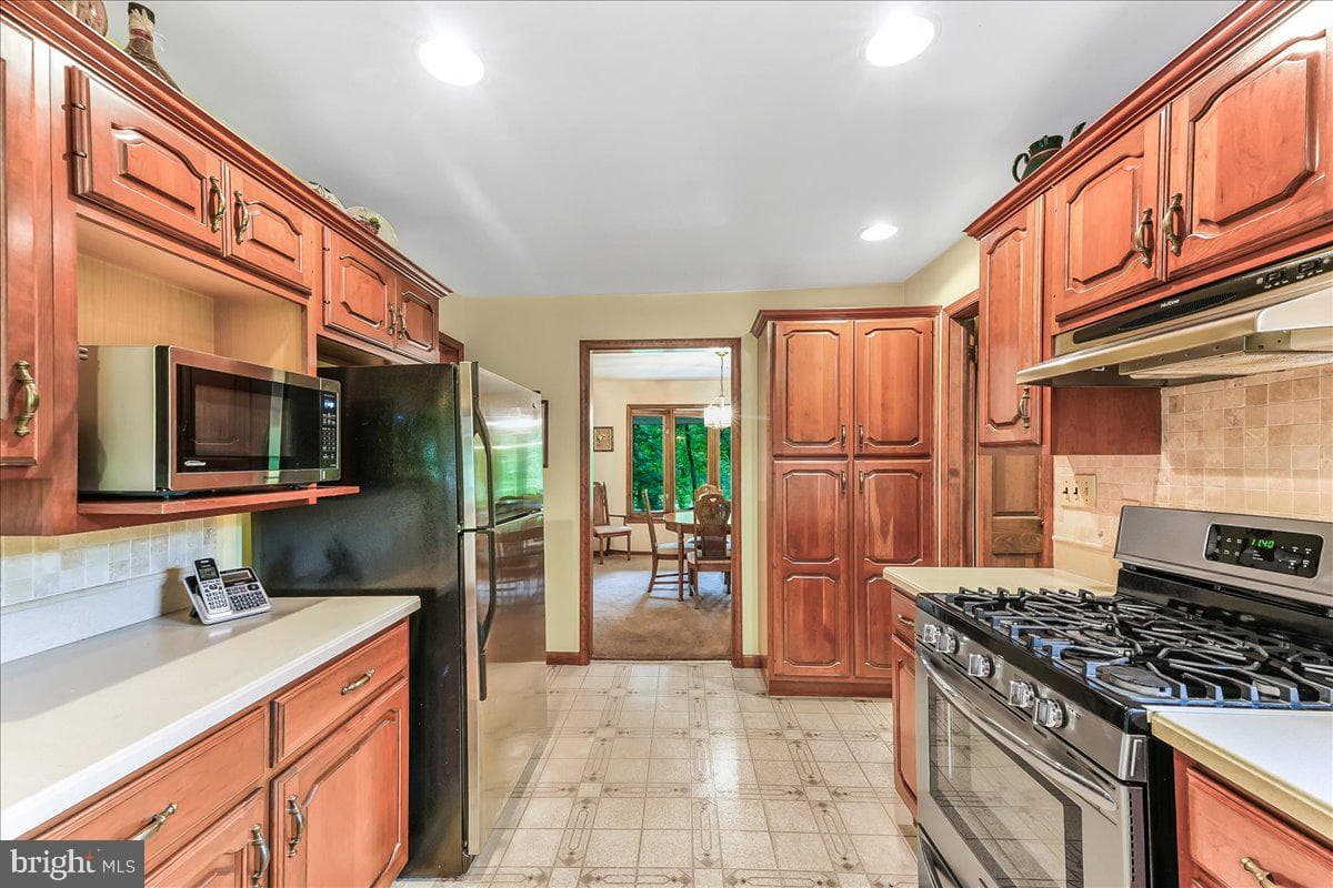 35 Andrien Road photo 14