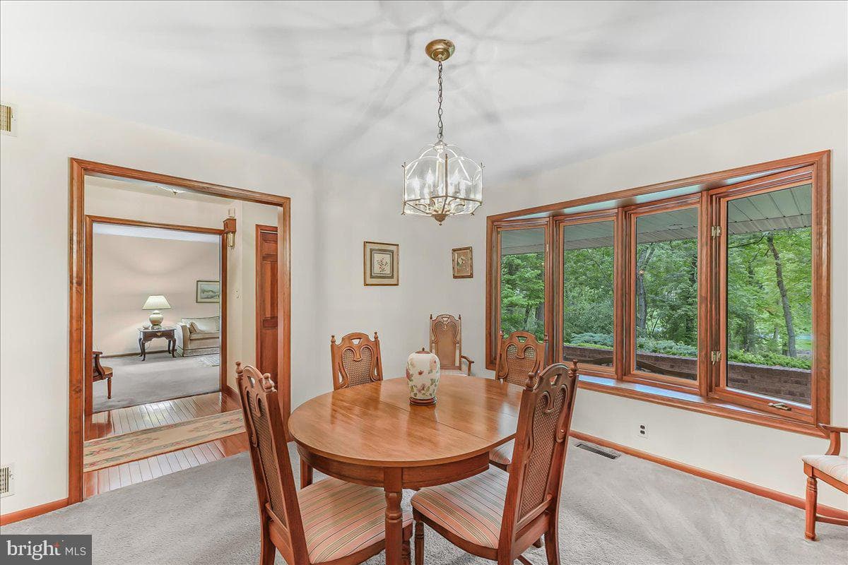 35 Andrien Road photo 17