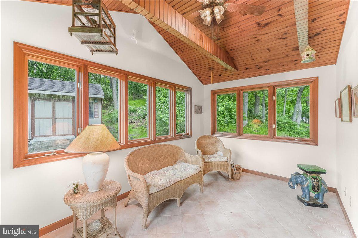 35 Andrien Road photo 20