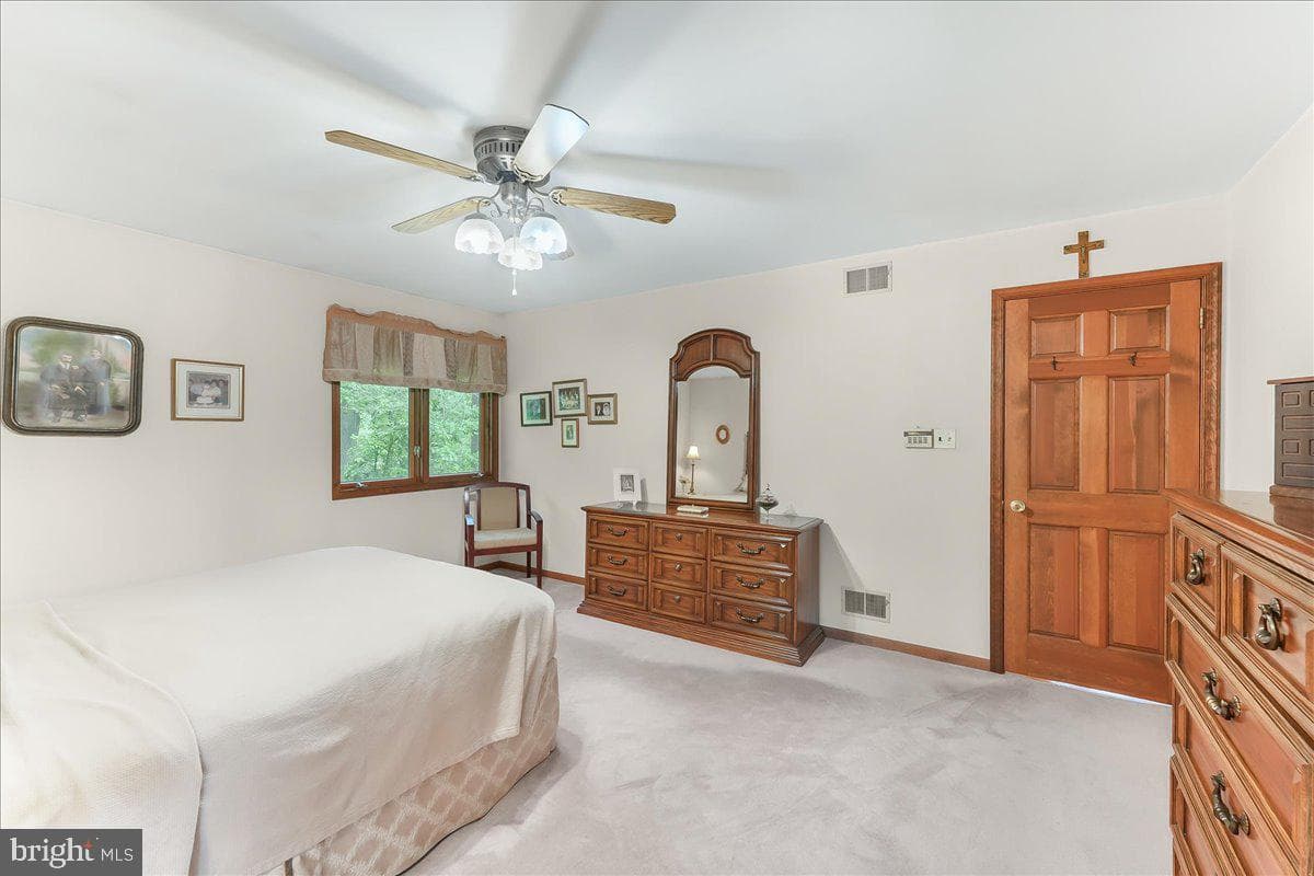 35 Andrien Road photo 26