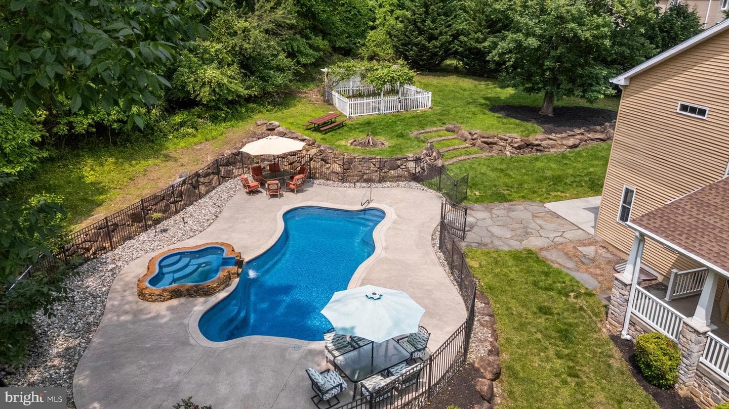 3137 Laughead Lane photo 65