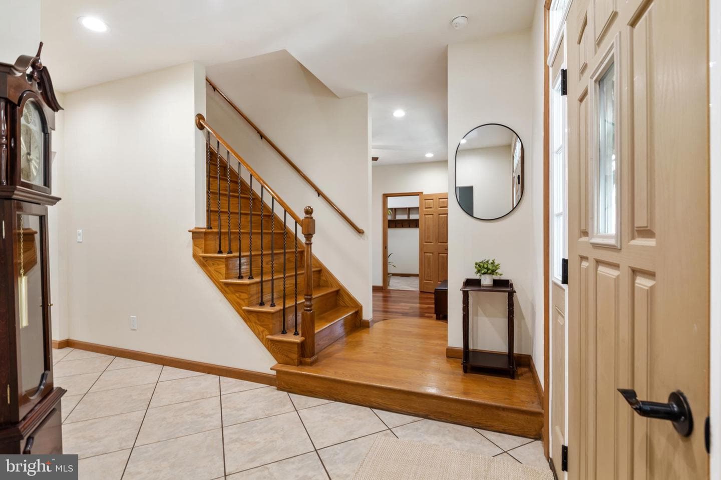 3137 Laughead Lane photo 9