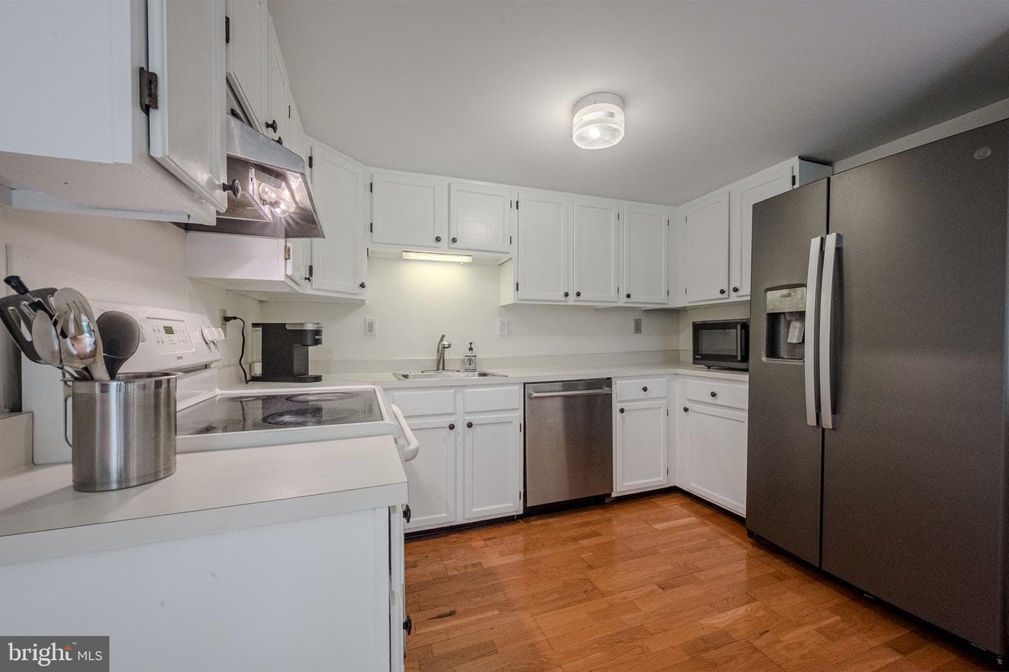 60 Kingston Terrace photo 15