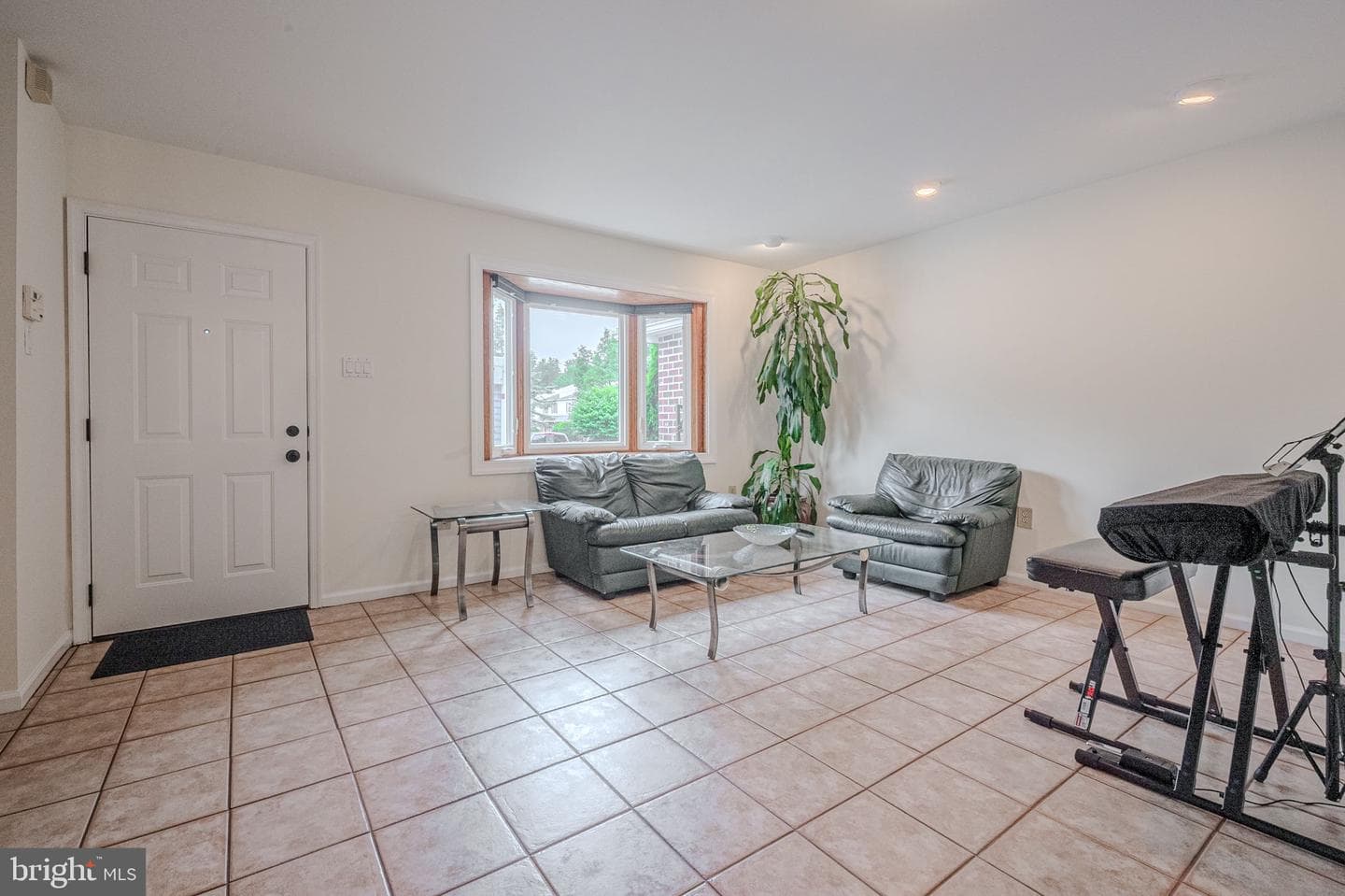 60 Kingston Terrace photo 8