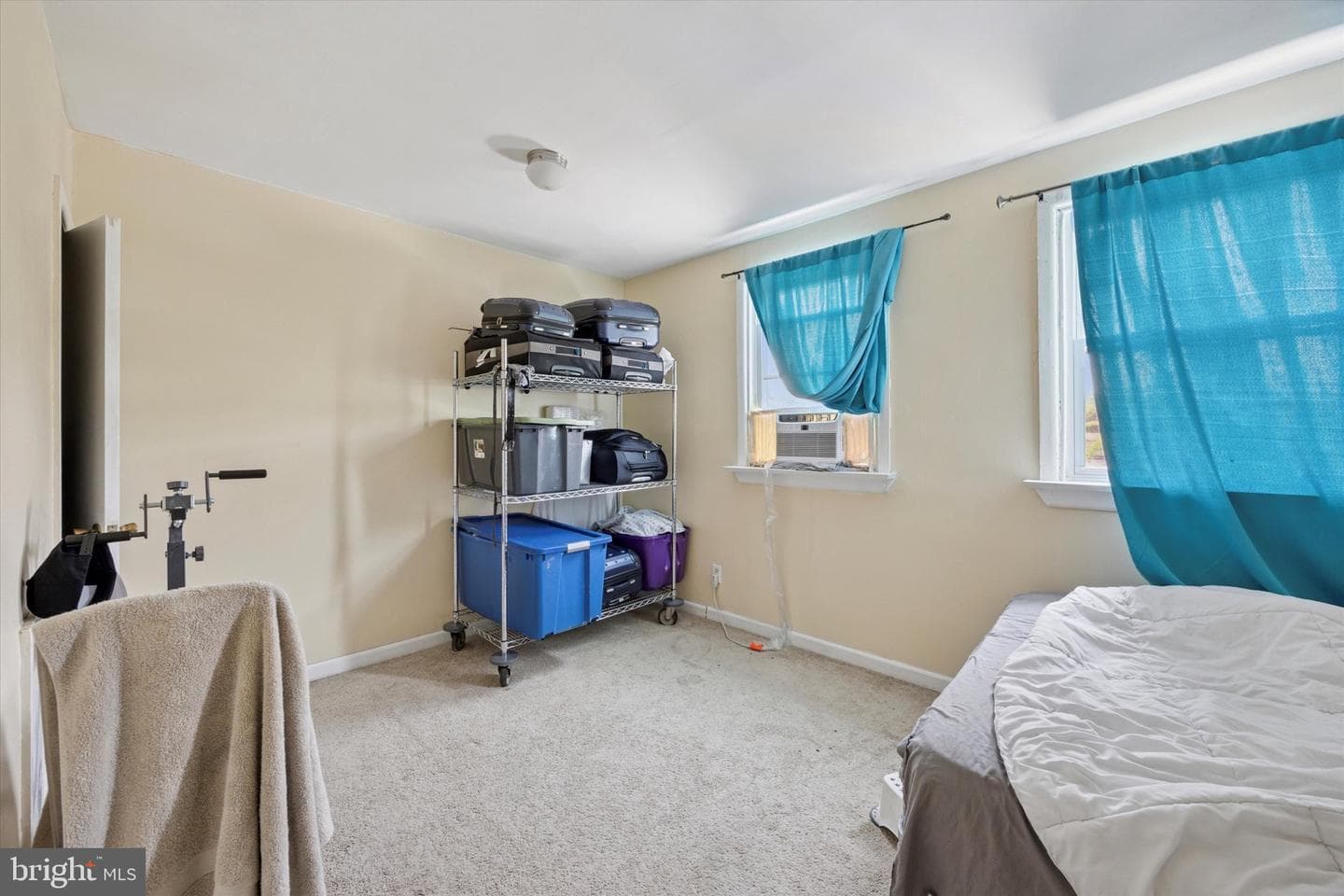 630 Colwyn Avenue photo 11