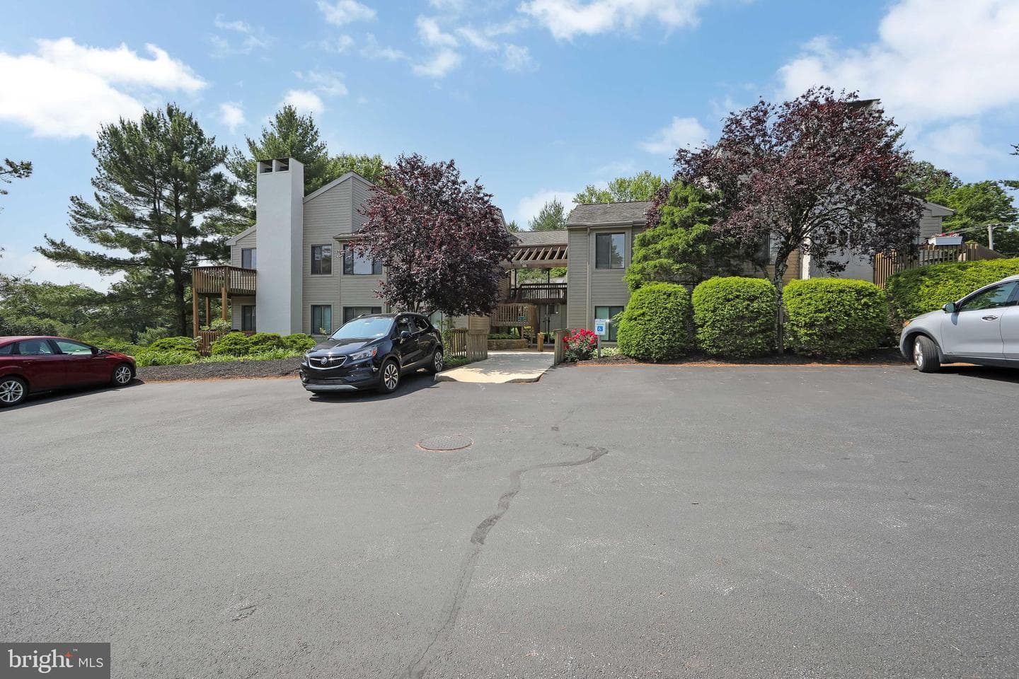 602 Pritchard Place photo 2