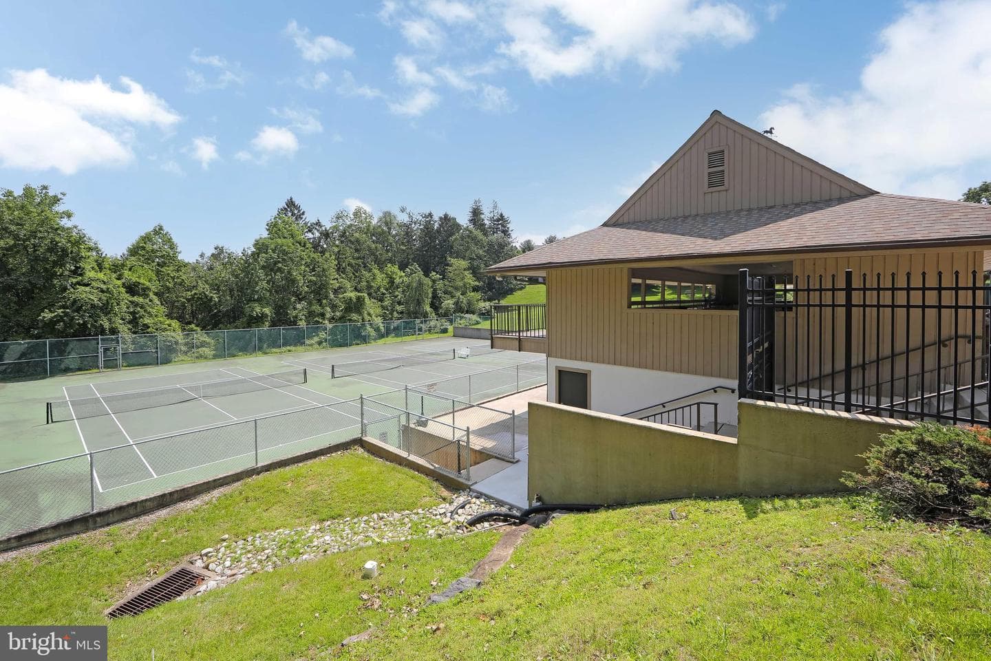 602 Pritchard Place photo 35