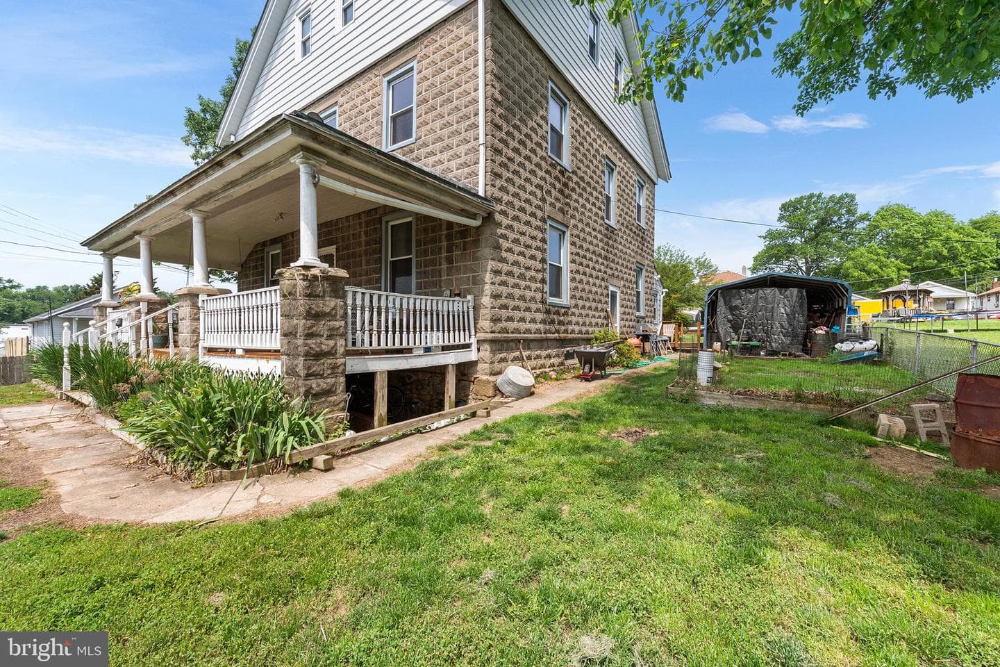 138 W Ridge photo 37
