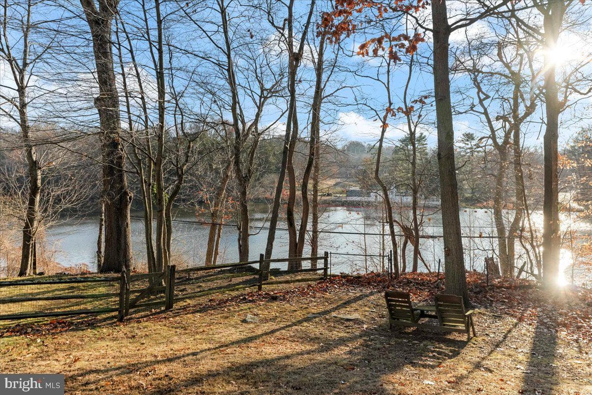 601 Crum Creek Road photo 41