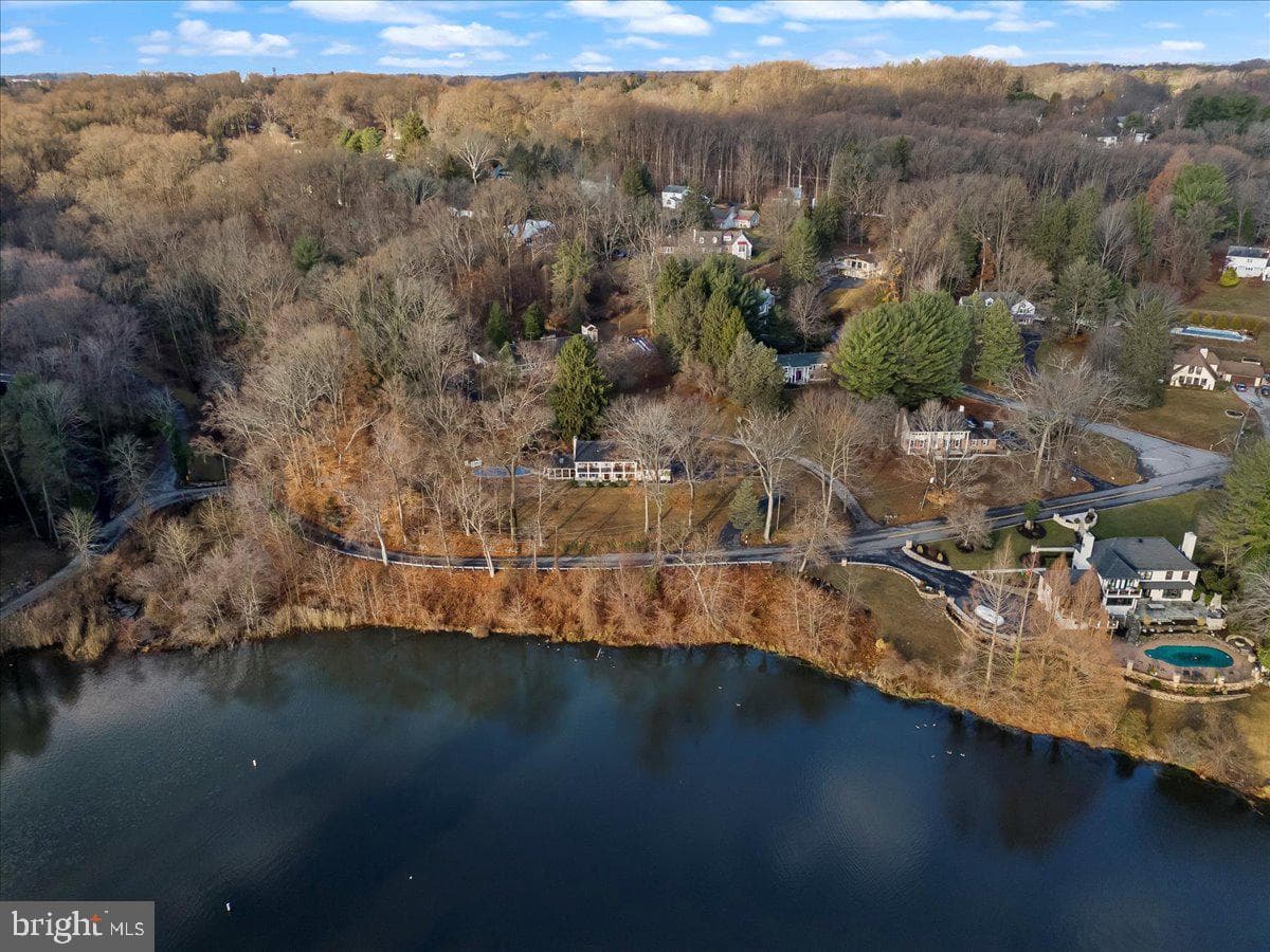 601 Crum Creek Road photo 43