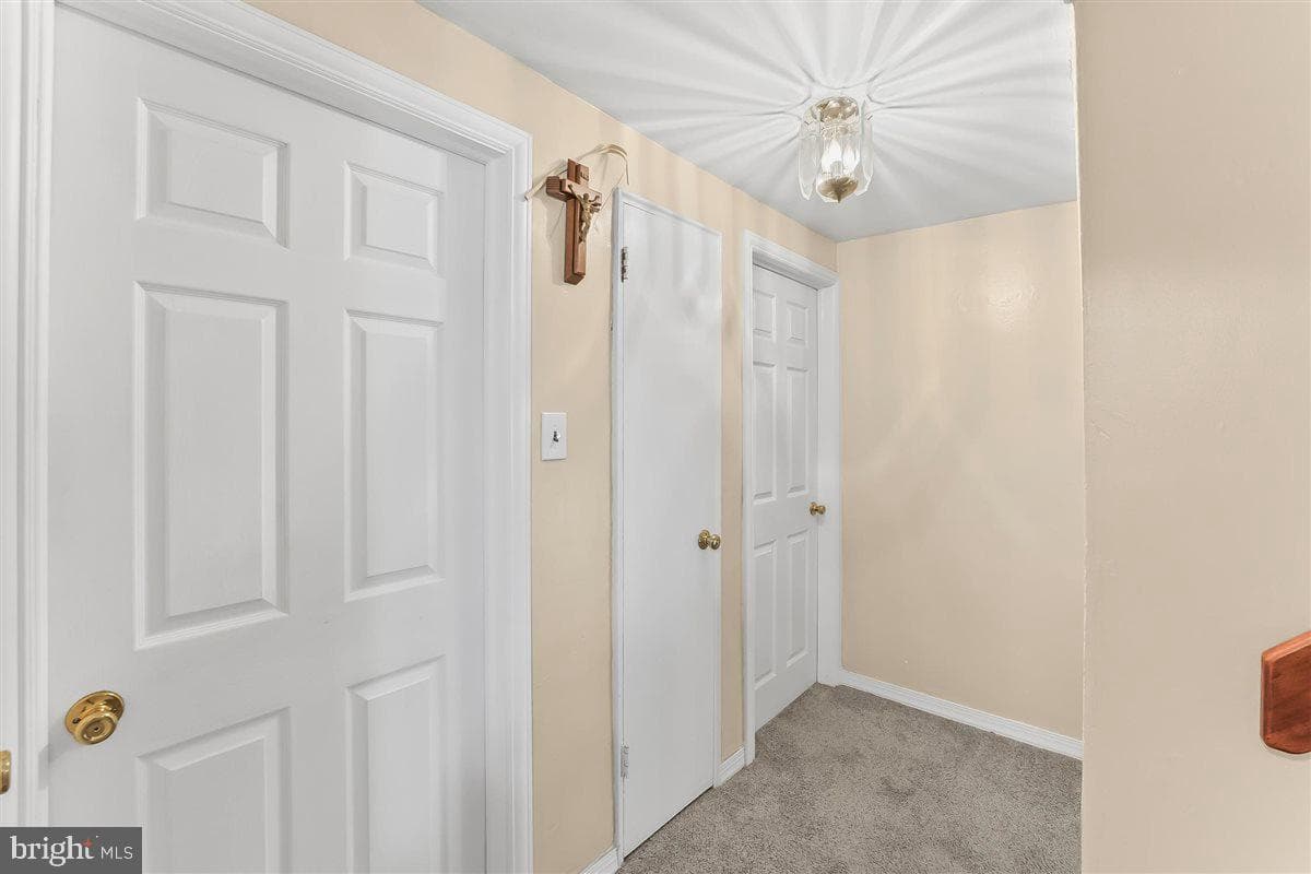 11 Stratford Drive photo 14