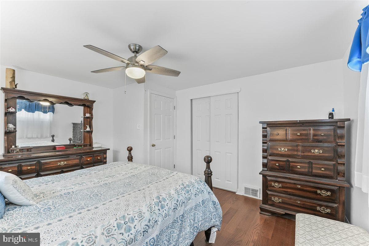 11 Stratford Drive photo 16