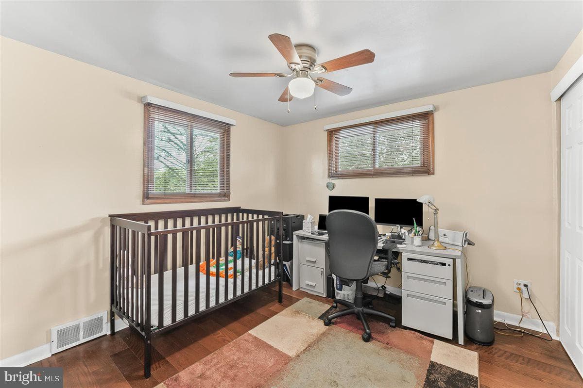 11 Stratford Drive photo 17