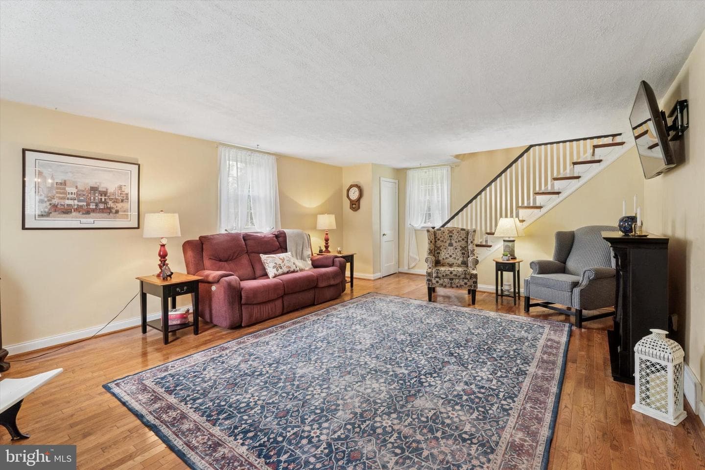 2530 Woodleigh Road photo 5