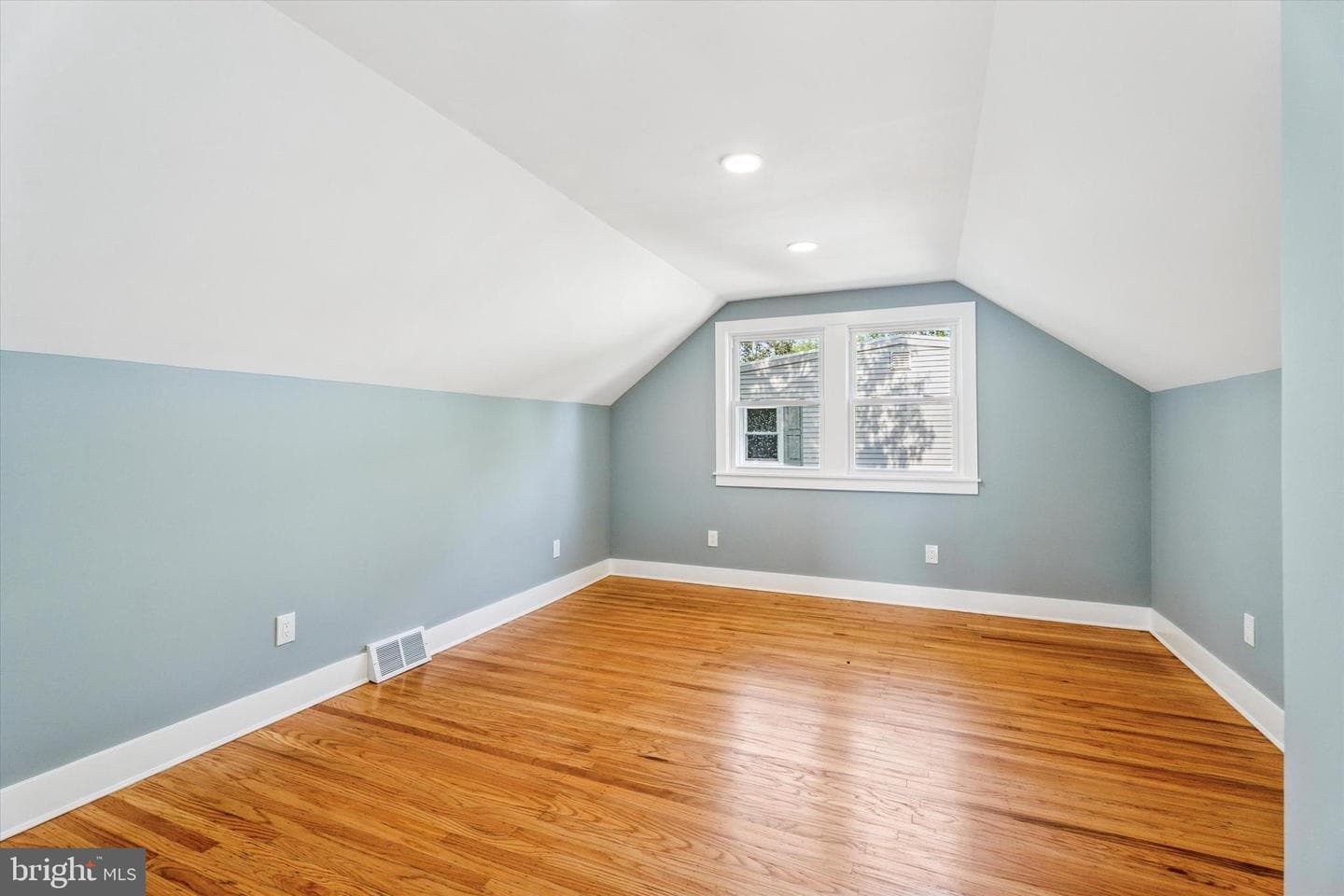 456 Colfax Road photo 14