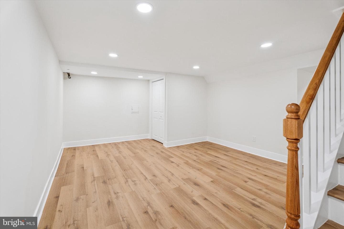 456 Colfax Road photo 17