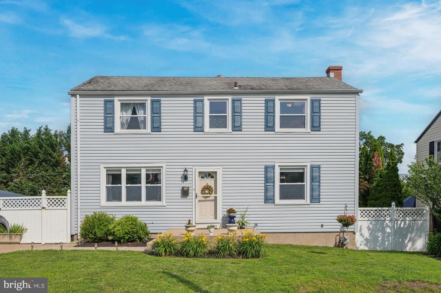 104 Scheivert Avenue photo 1