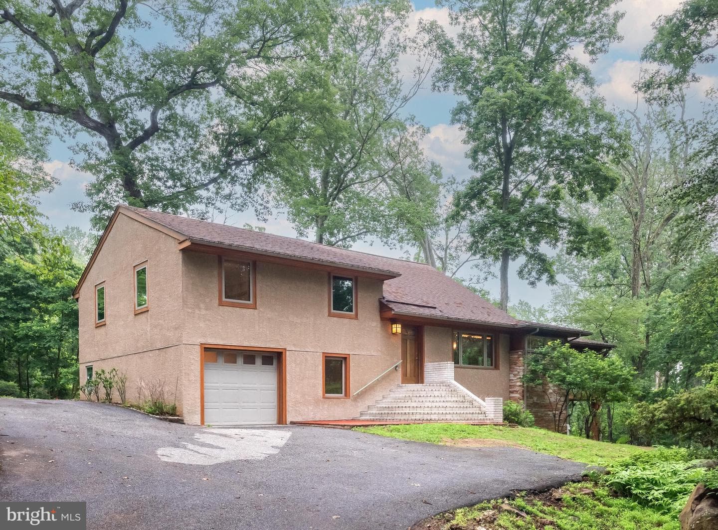 54 Grist Mill Road photo 1