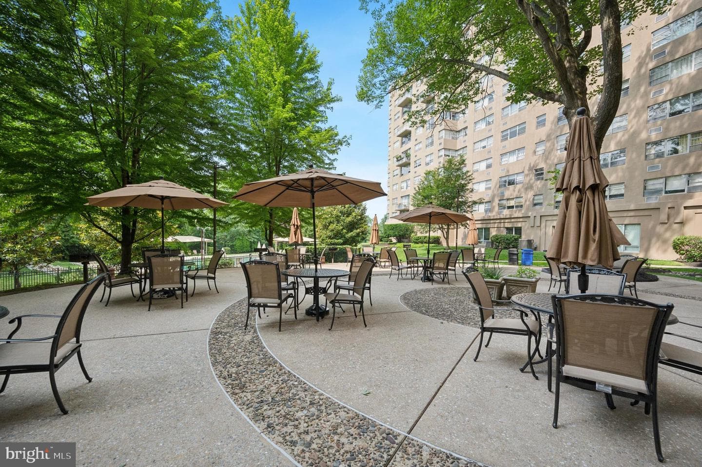 1030 E Lancaster Avenue #806 photo 1
