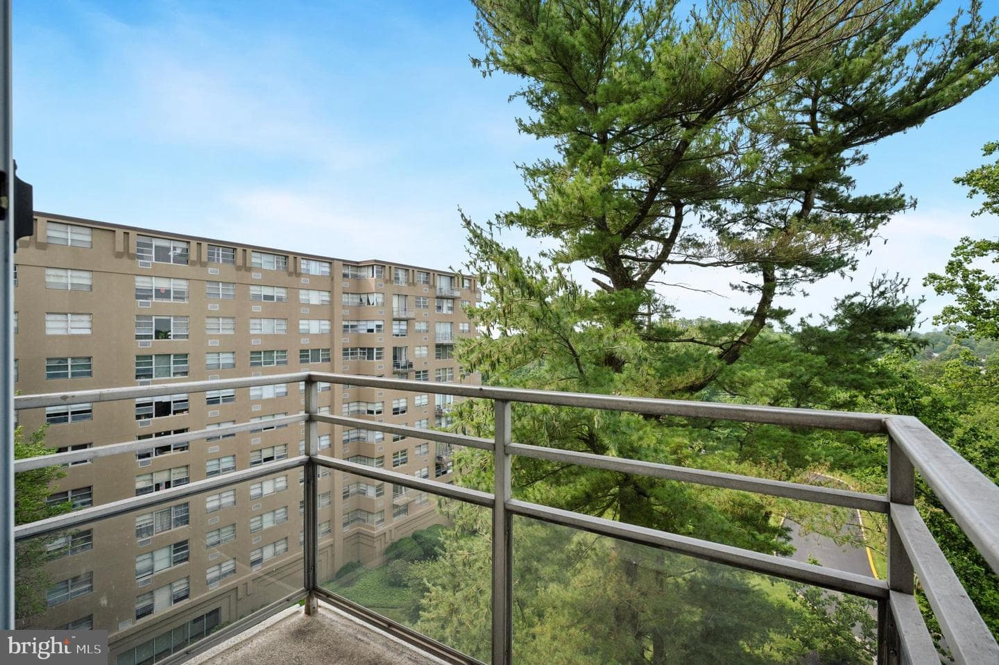 1030 E Lancaster Avenue #806 photo 12