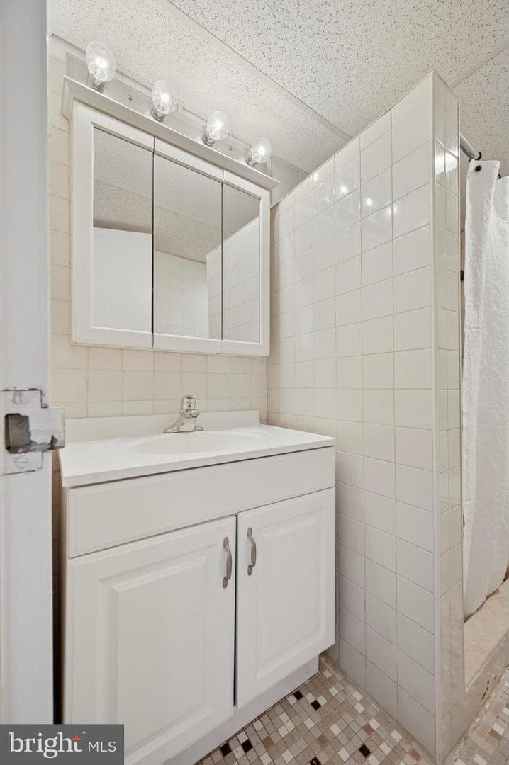 1030 E Lancaster Avenue #806 photo 15