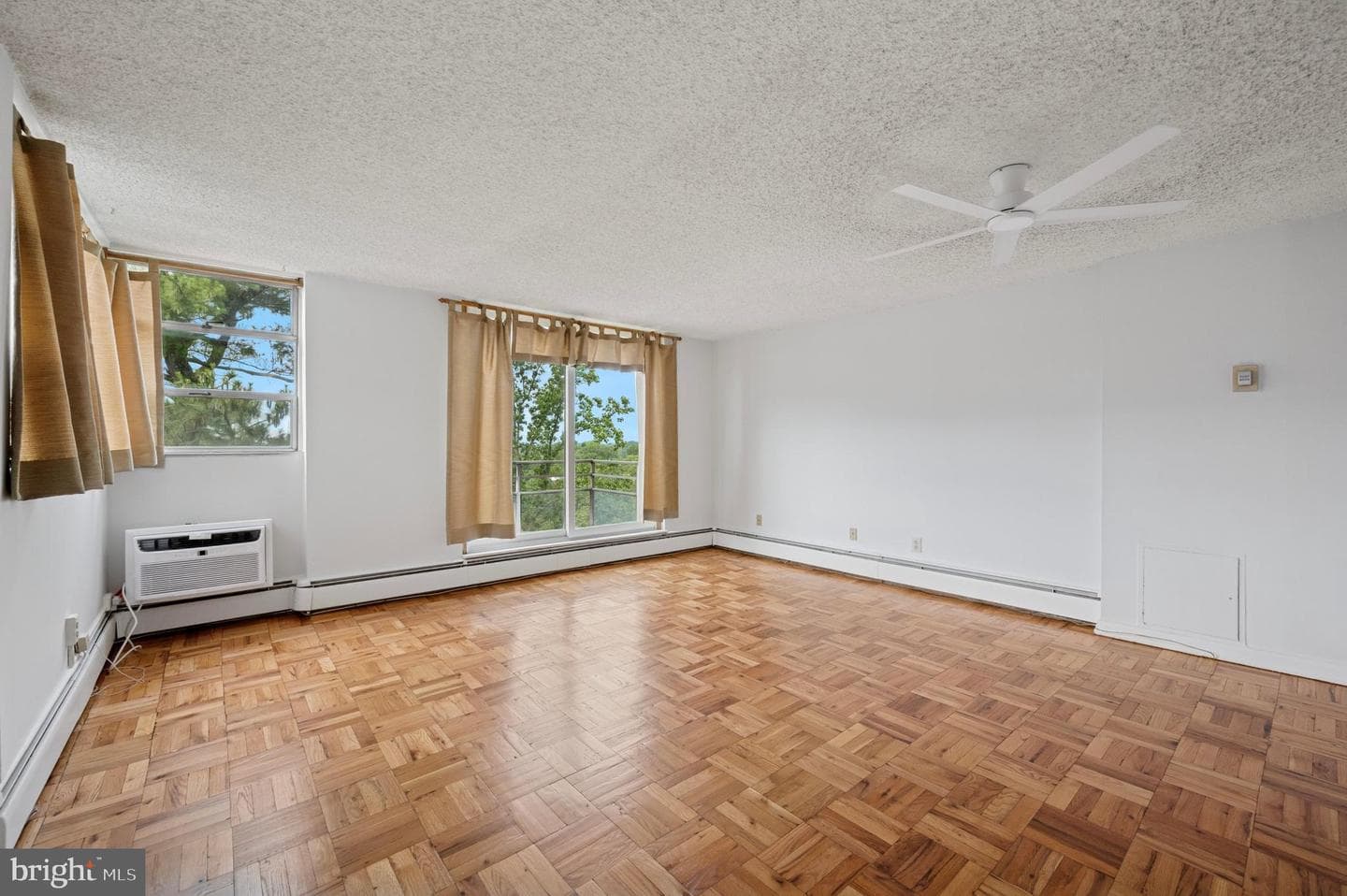 1030 E Lancaster Avenue #806 photo 8