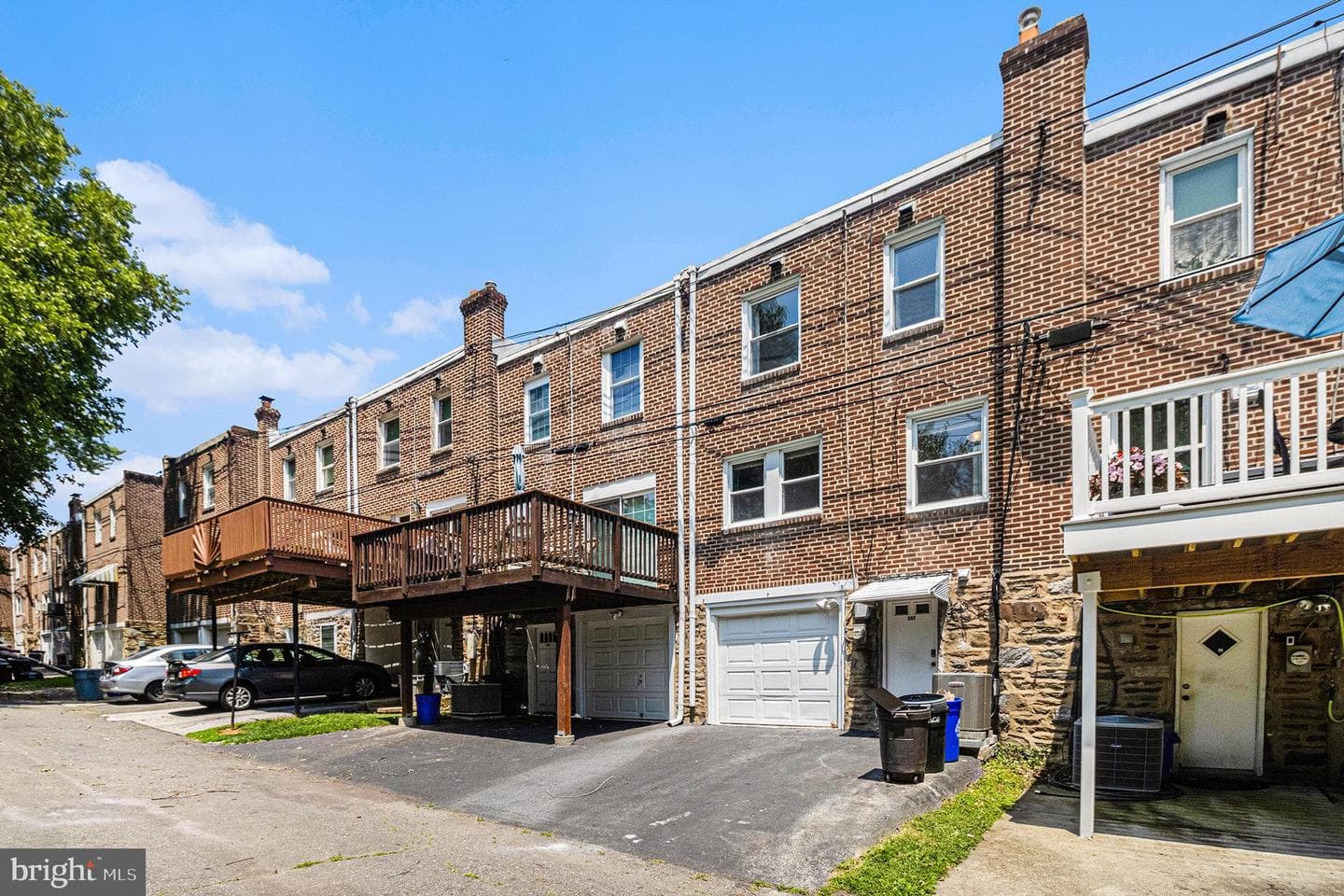 242 Bridge Street photo 27