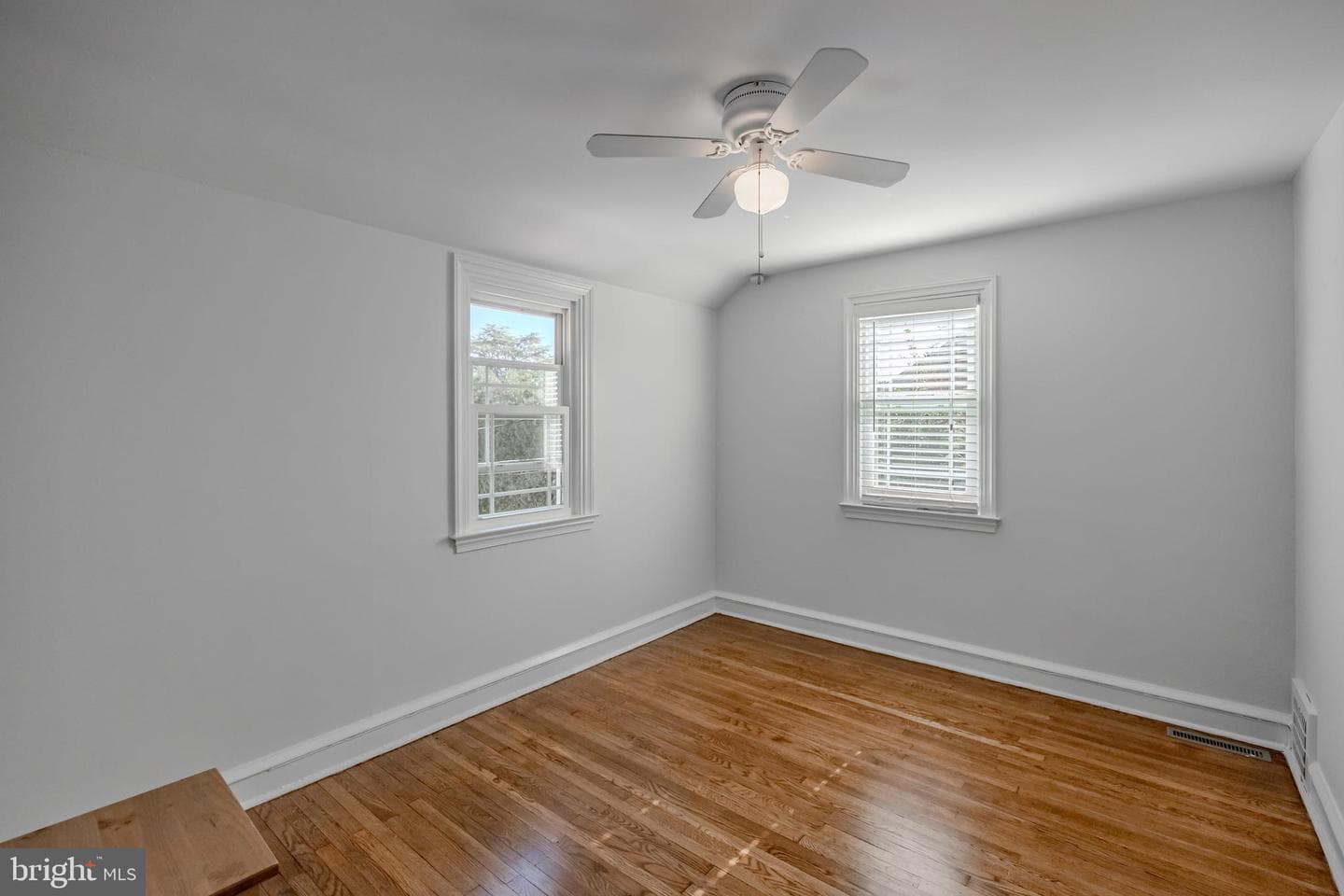 533 Achille Road photo 36