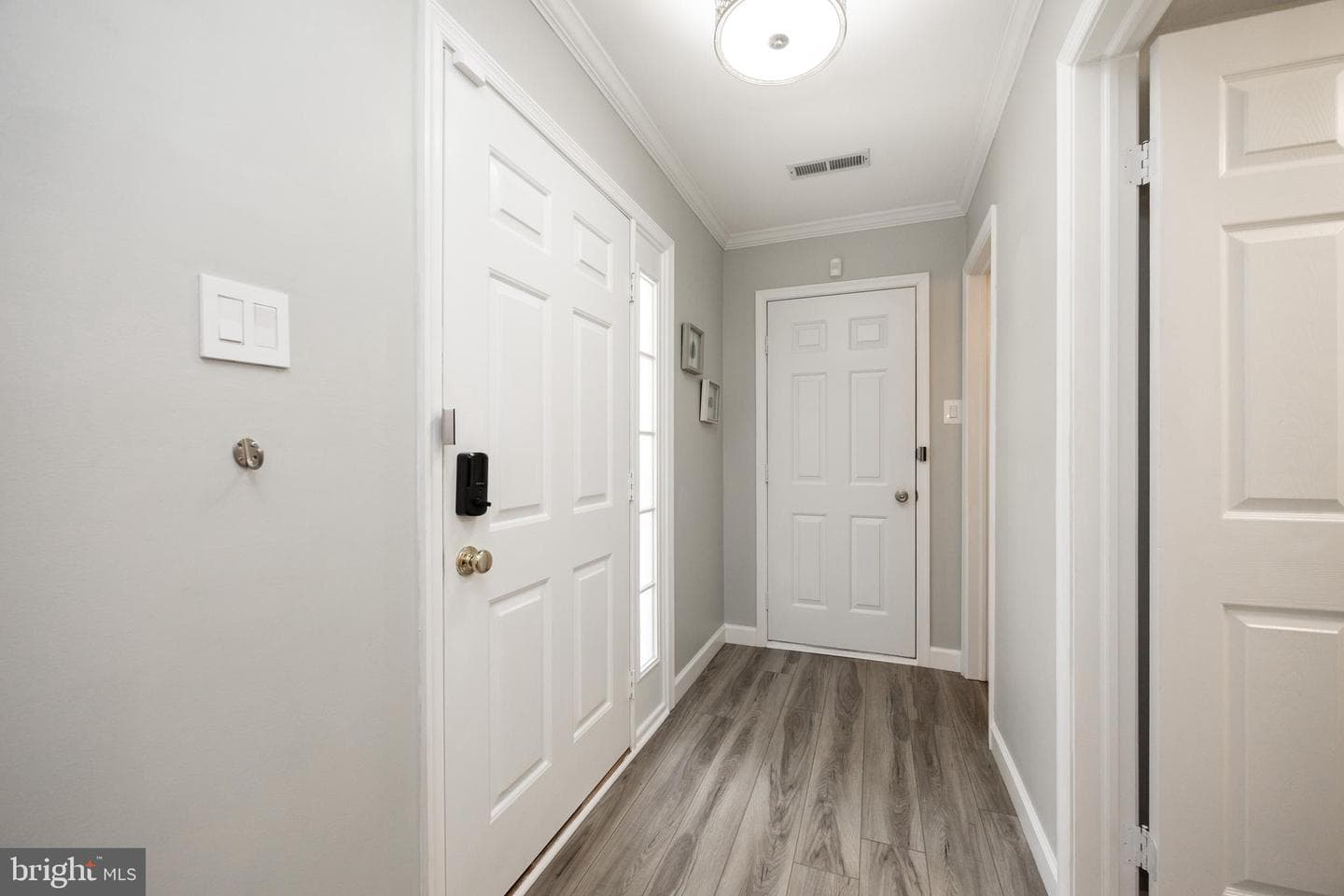 256 Stanton Court photo 4