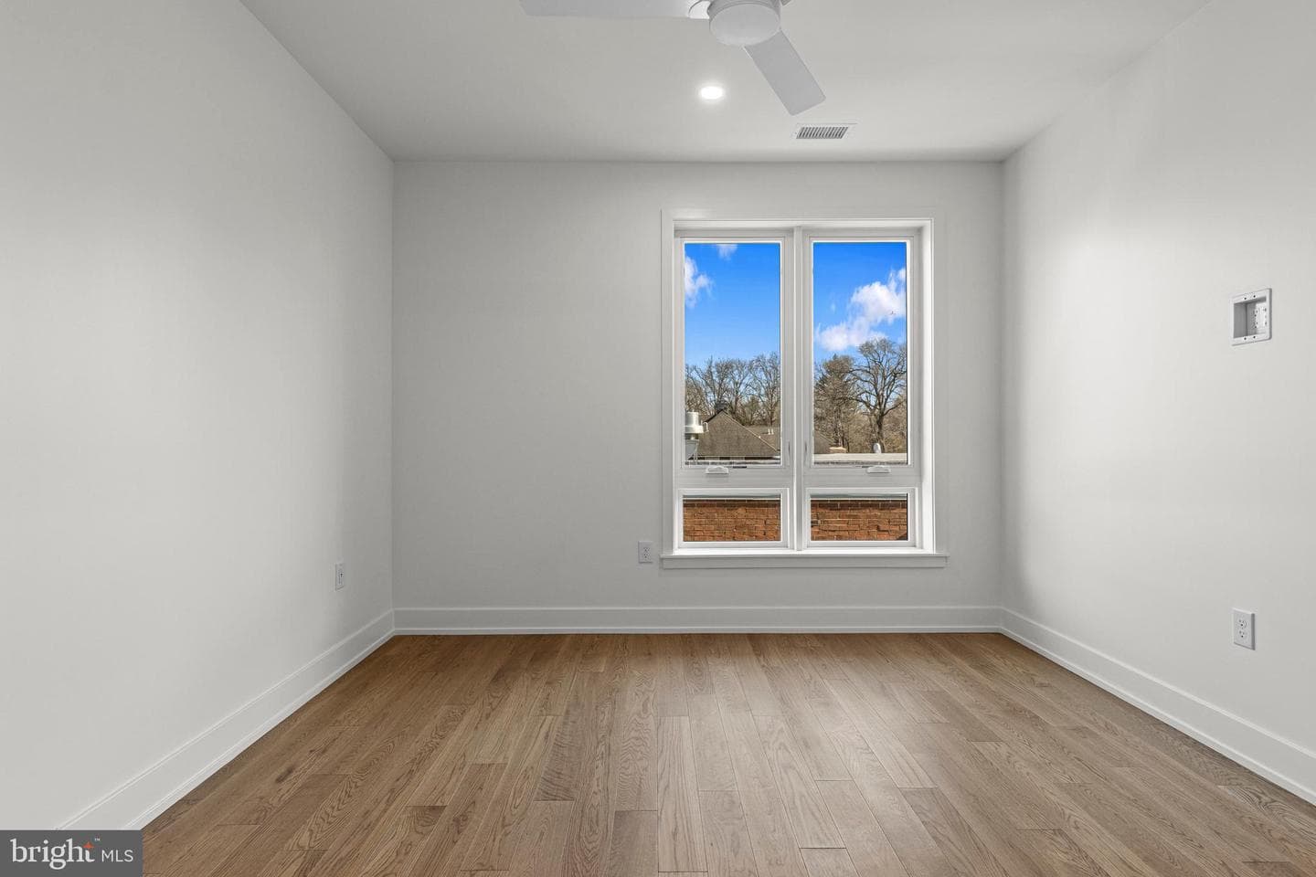 110 Park Avenue #320 photo 11