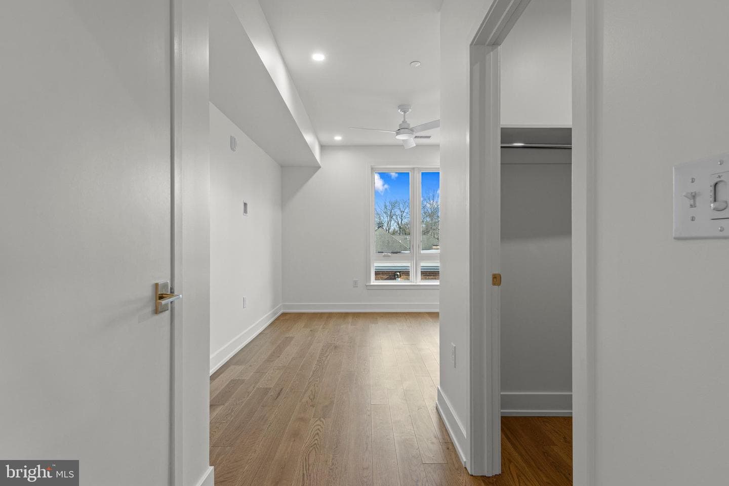 110 Park Avenue #320 photo 12