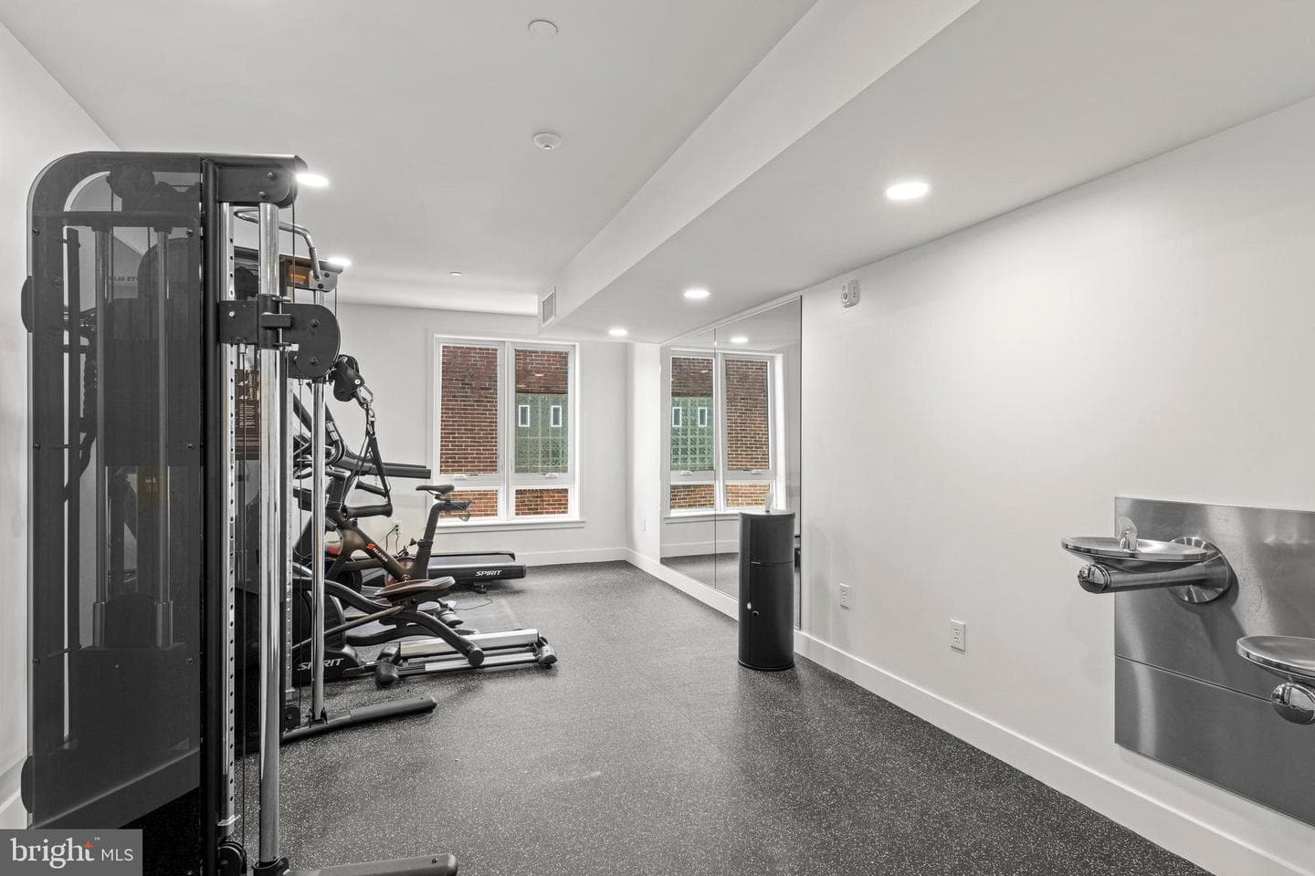 110 Park Avenue #320 photo 16