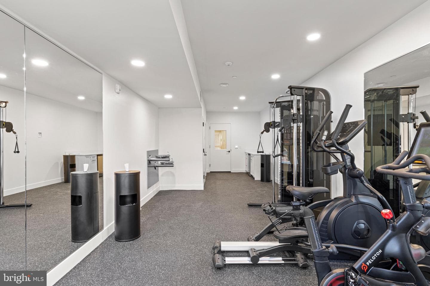 110 Park Avenue #320 photo 17