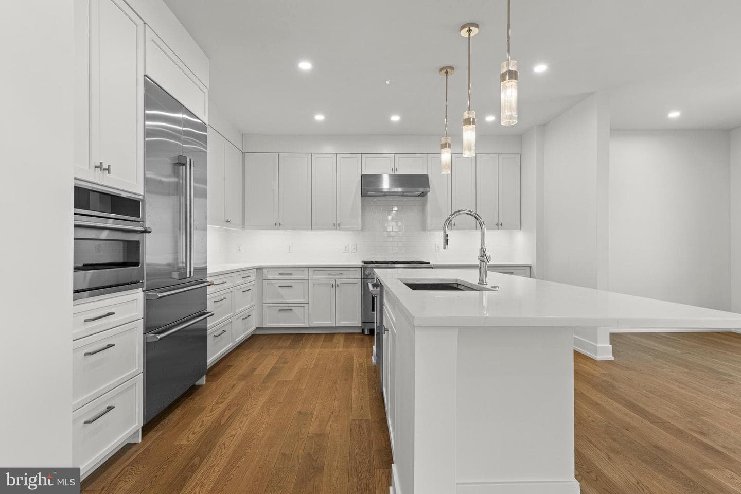 110 Park Avenue #320 photo 5