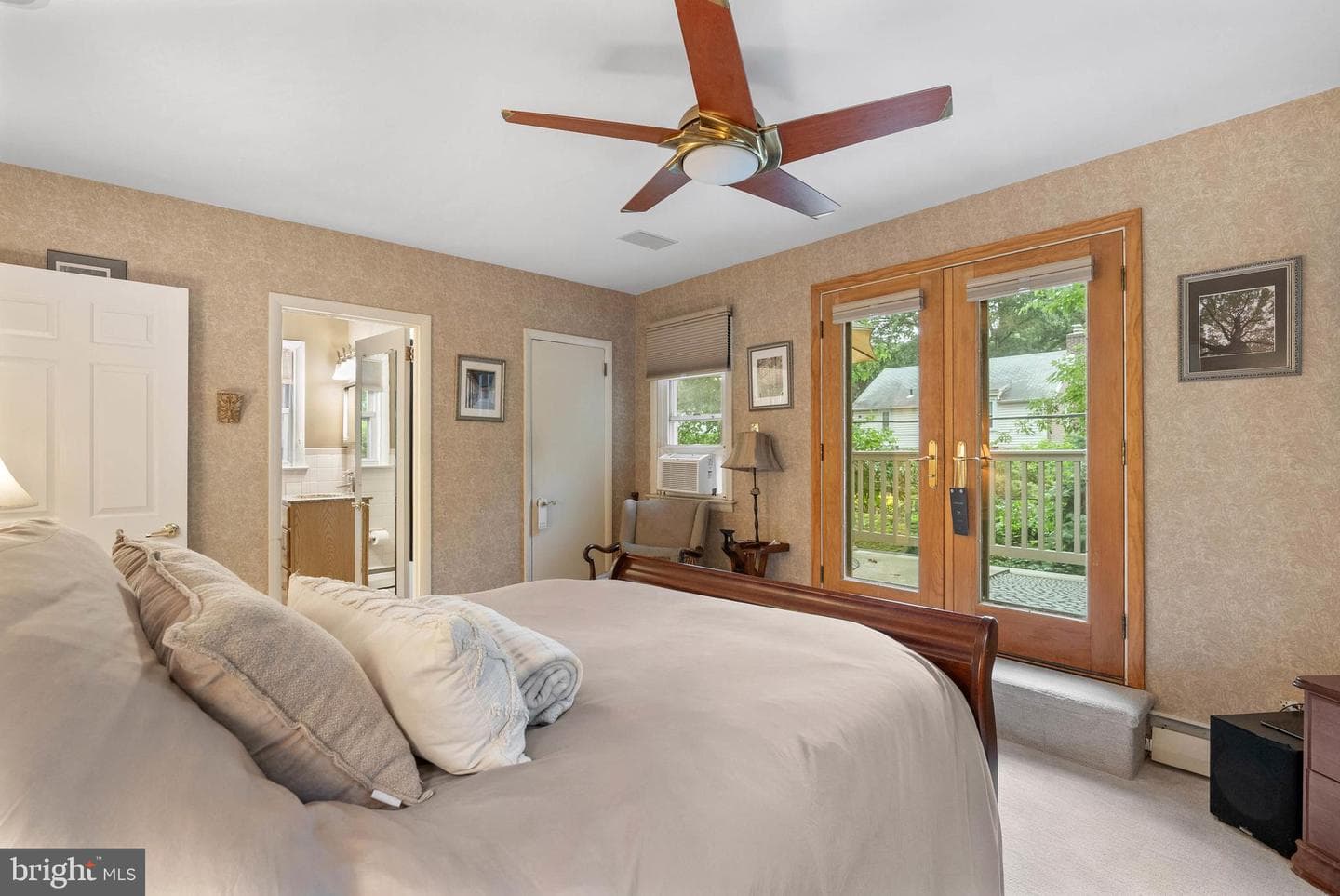 332 Franklin Avenue photo 60