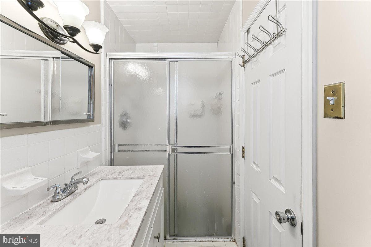 276 Hemlock Lane photo 30