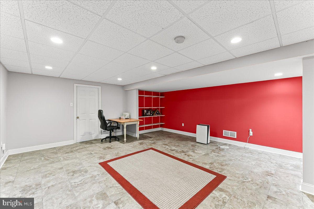 276 Hemlock Lane photo 40