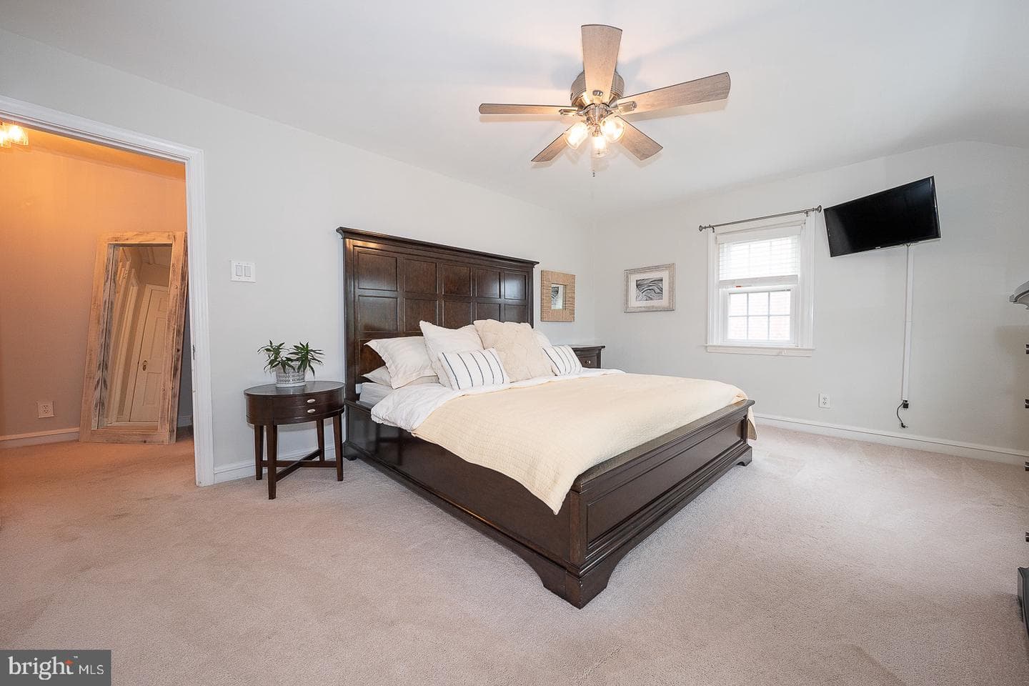 520 Virginia photo 13