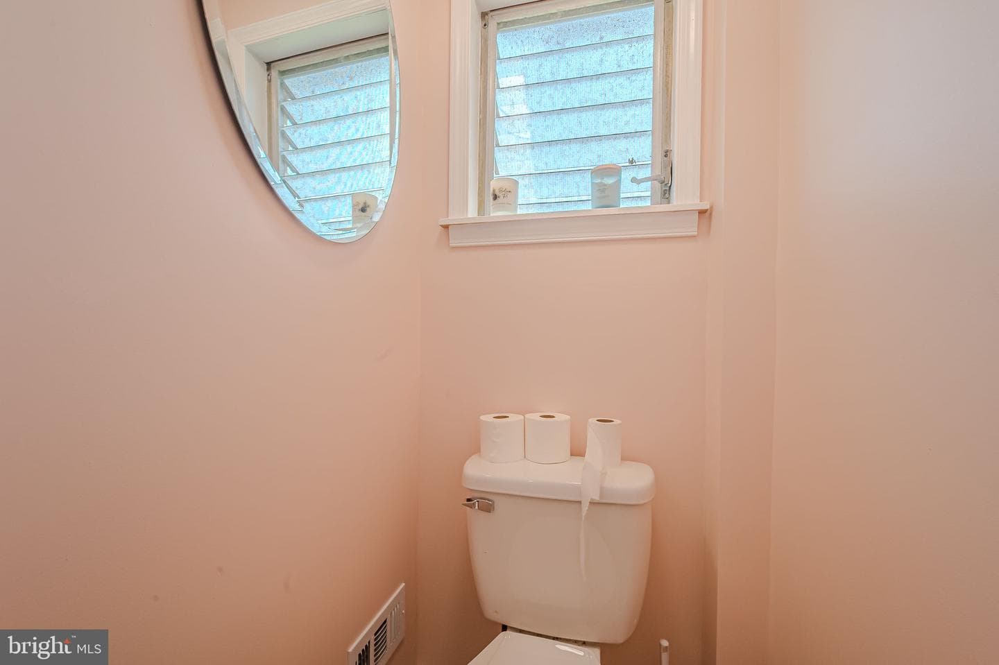 339 Clearbrook Avenue photo 14