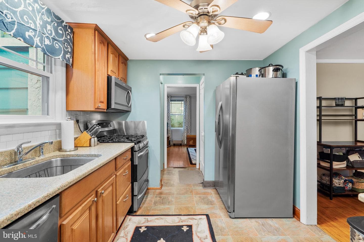 2589 Radcliffe Road photo 13