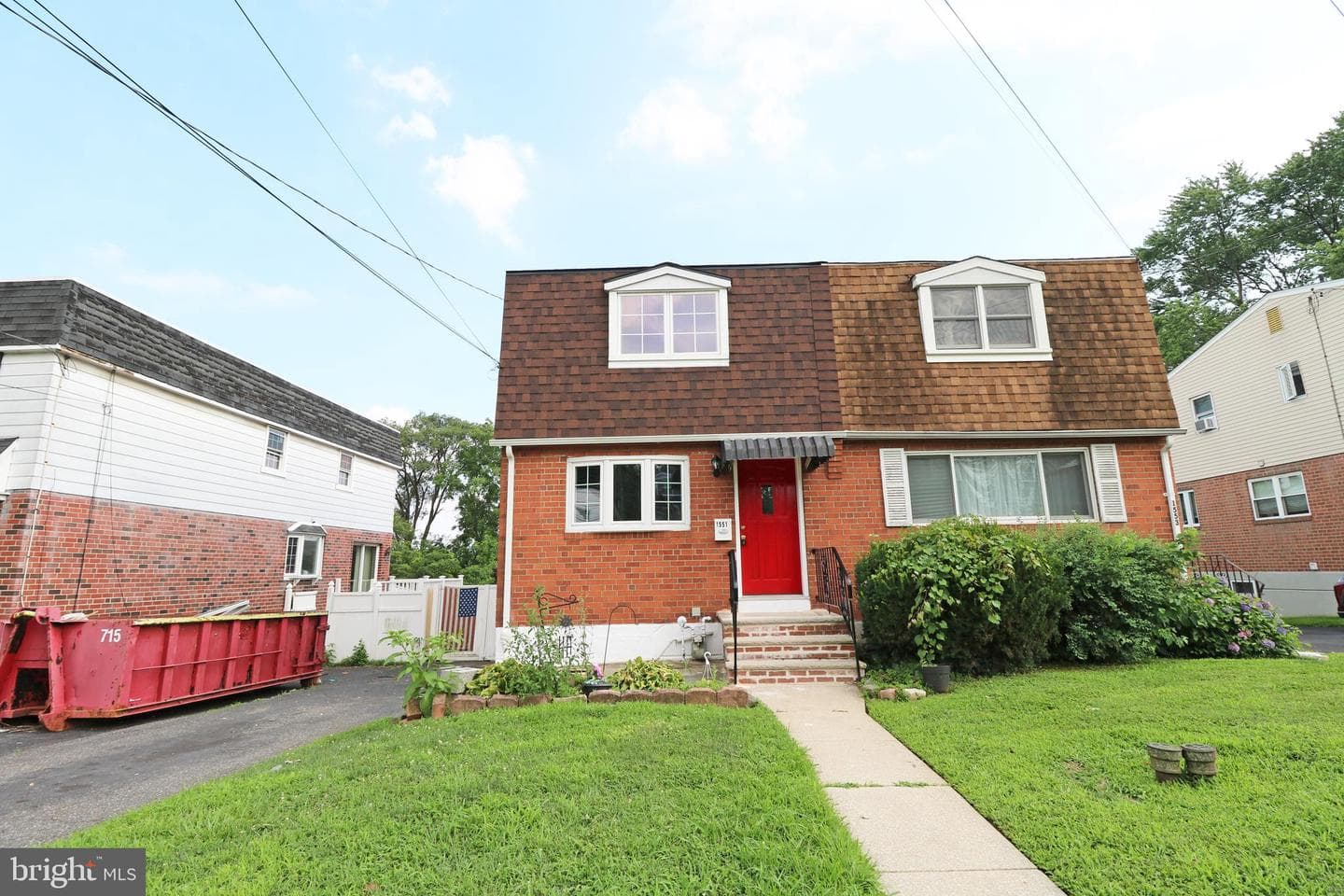 1551 Warwick Avenue photo 1