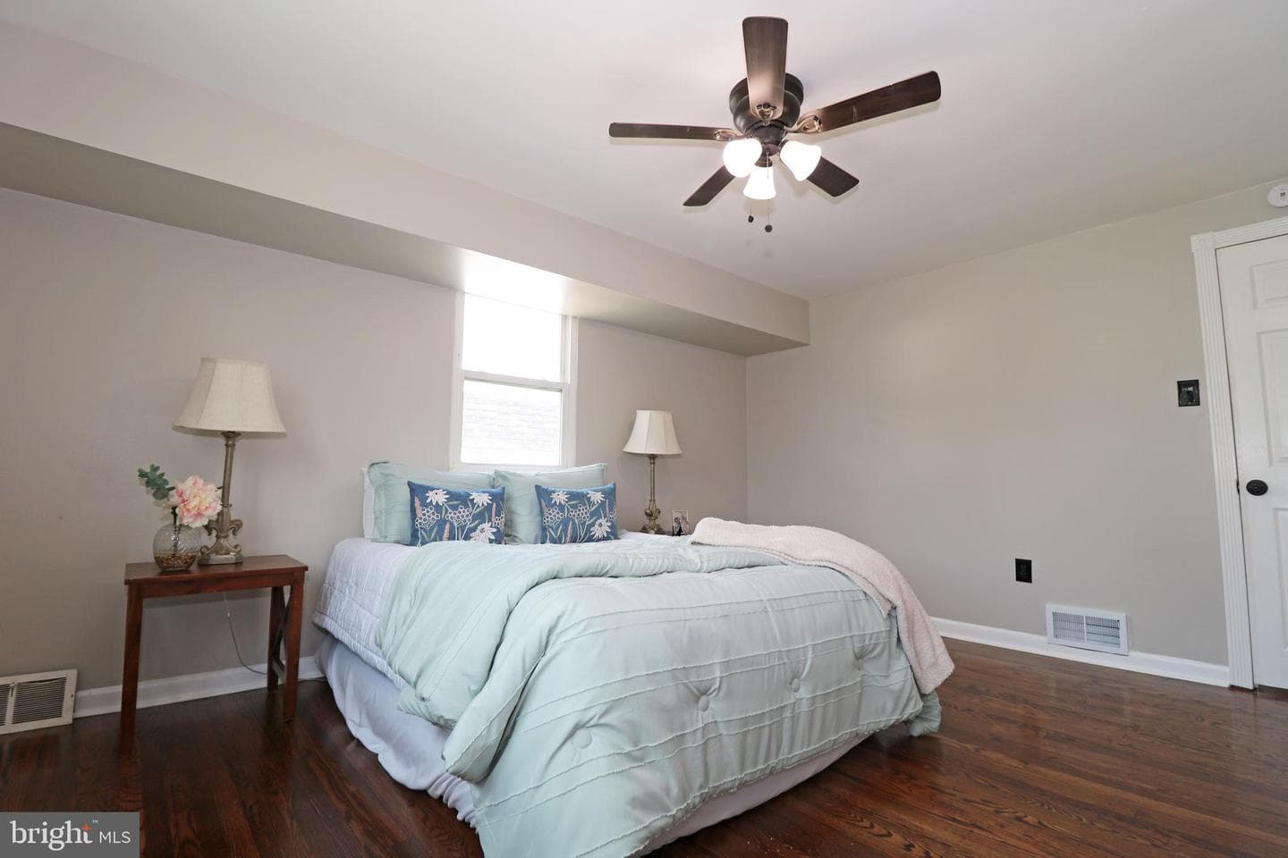 1551 Warwick Avenue photo 39