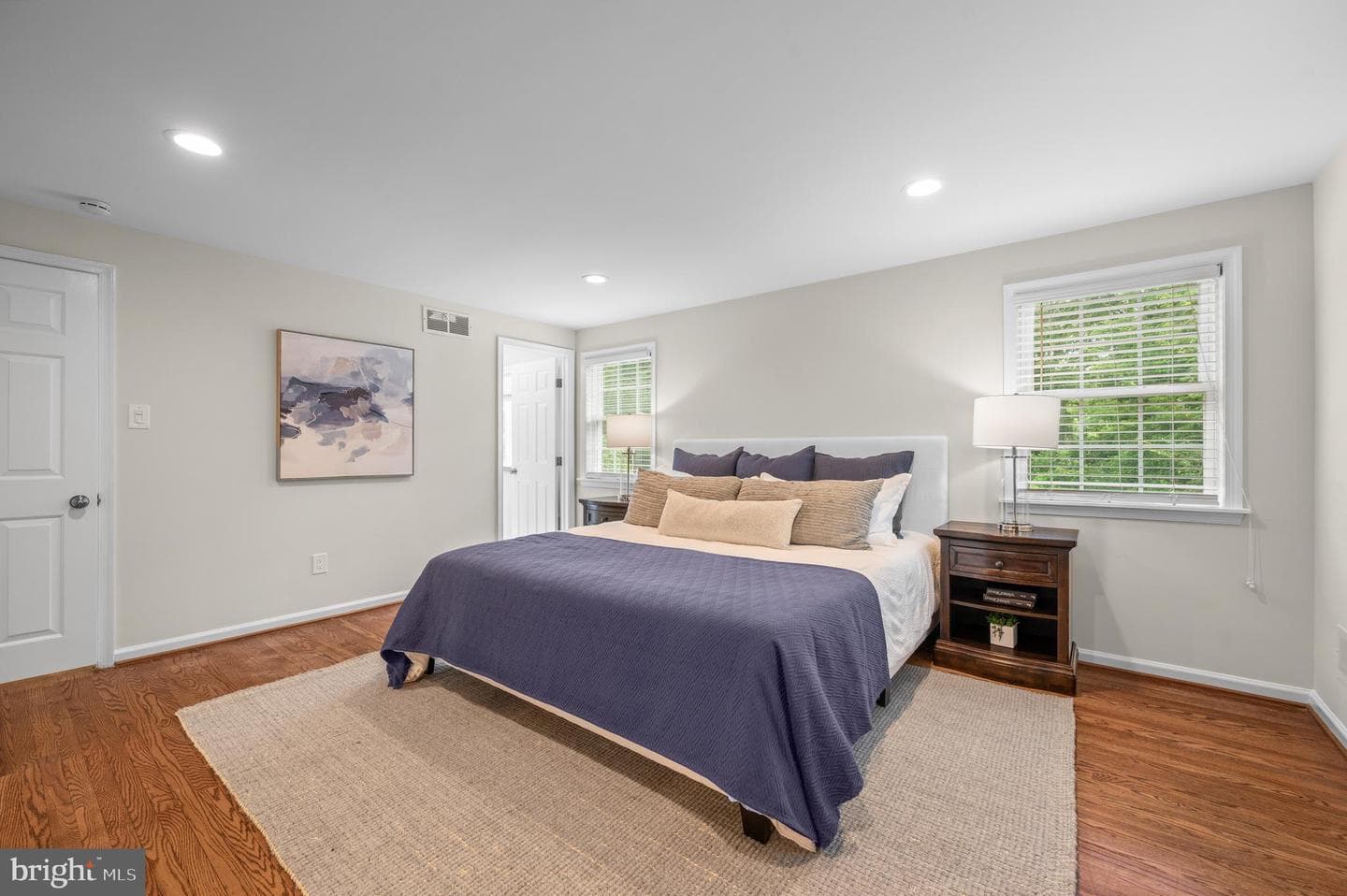 813 Malin Road photo 36