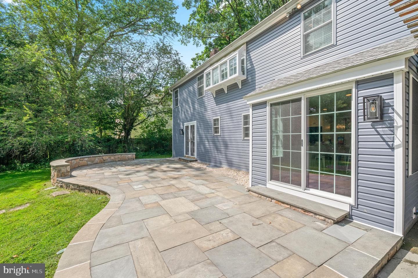 813 Malin Road photo 7